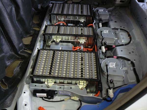 Các Module của bộ pin Hybrid xe Lexus Rx400h